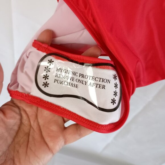 Creative Apparel Virginia Beach Red High Cut One Piece Swimsuit XL NEW - Picture 4 of 8